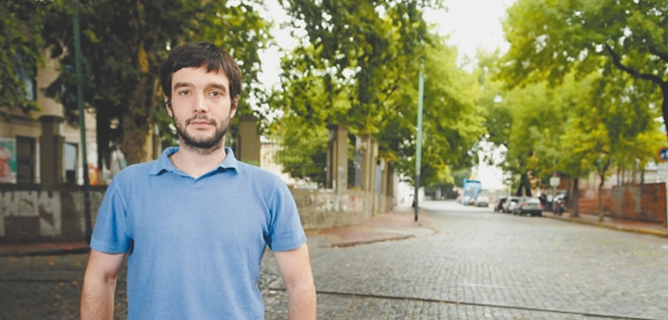 Pablo Bustinduy: «Podemos quiere ser capaz de traducir la rabia acumulada»