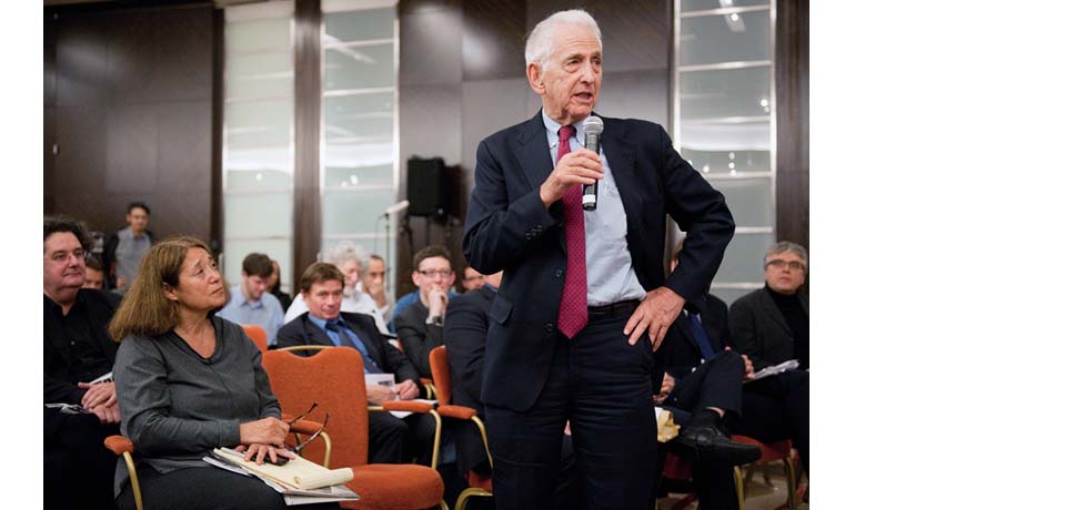 Filtró documentos de la Guerra de Vietnam y ahora señala el peligro de Trump con el botón nuclear