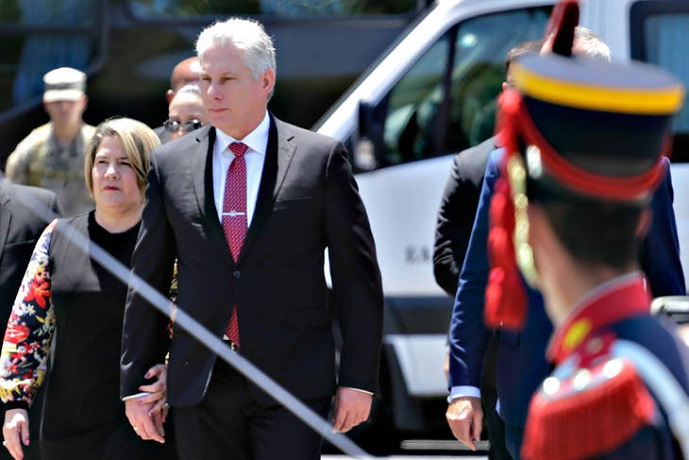 Una oferta de Grobocopatel en la agitada agenda del presidente cubano en Buenos Aires