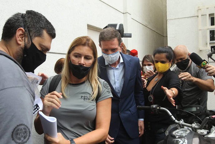 La caída del alcalde de Río de Janeiro, aliado de Bolsonaro y emblema de la Iglesia Universal del Reino de Dios