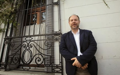 Rodrigo Rojas, de la ONG Pax: «Las mineras apoyaron y financiaron a grupos paramilitares en Colombia»