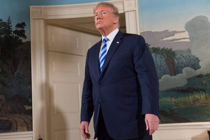 Trump enfrenta su hora más crítica desde que llegó al gobierno