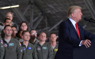 Trump sale a la Conquista del Espacio