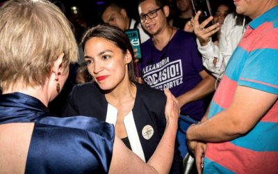 Una joven latina revoluciona al Partido Demócrata en EE UU