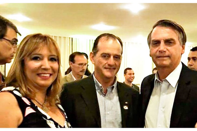 La historia de un general destituido que quiere ser el Bolsonaro uruguayo