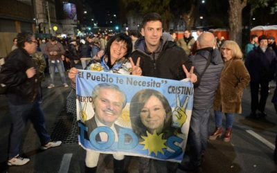 Festejos de la izquierda latinoamericana y Podemos por la victoria de Fernández