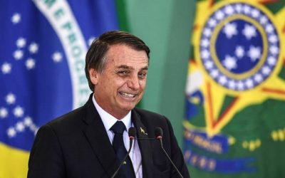 Bolsonaro tuvo que borrar un tuit donde se jactaba de que multinacionales dejan Argentina para irse a Brasil