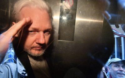 Assange, frente a los jueces que deciden la extradición a EE UU