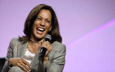 Los demócratas completan la fórmula presidencial con una mujer negra para vencer a Trump
