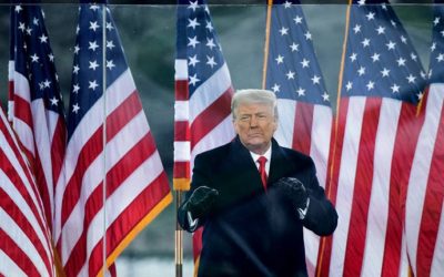 Trump sigue arriba del ring: los senadores demócratas no lograron condenarlo