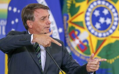 Bolsonaro en caída libre: pide que los brasileños se armen “contra el fraude”