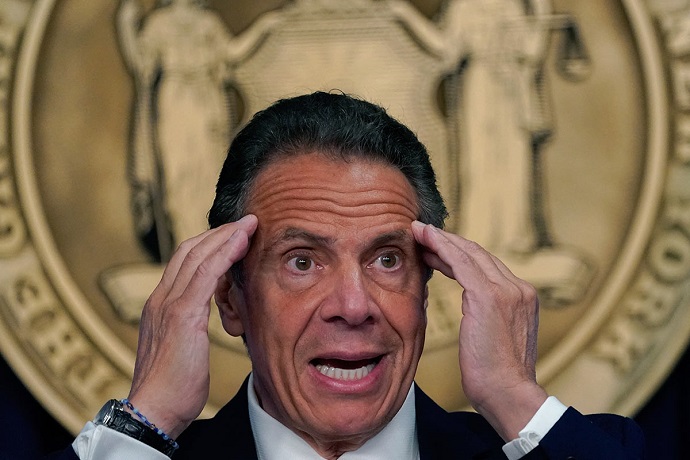 Andrew Cuomo o el paso de ser ejemplo de gestión a un depredador sexual