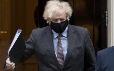 Johnson con los misiles nucleares de punta