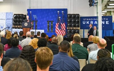 Biden busca apoyo entre el lobby de los fabricantes de armas