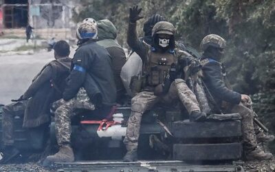 Rusia y la OTAN están cada vez más cerca de una guerra abierta mientras EE UU celebra en casa