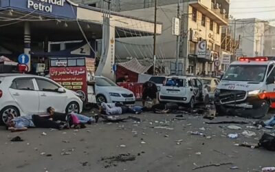 Ataques israelíes a ambulancias y un hospital de Gaza
