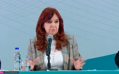 Las teorías y los hechos