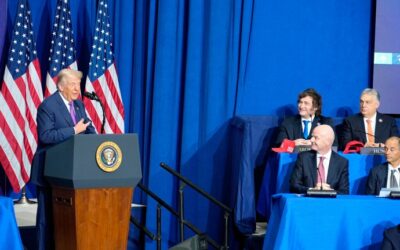 El país y la máscara